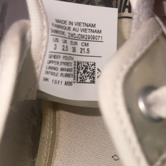 Clear Converse - Picture 9 of 9